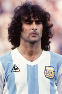 	Mario Kempes 	